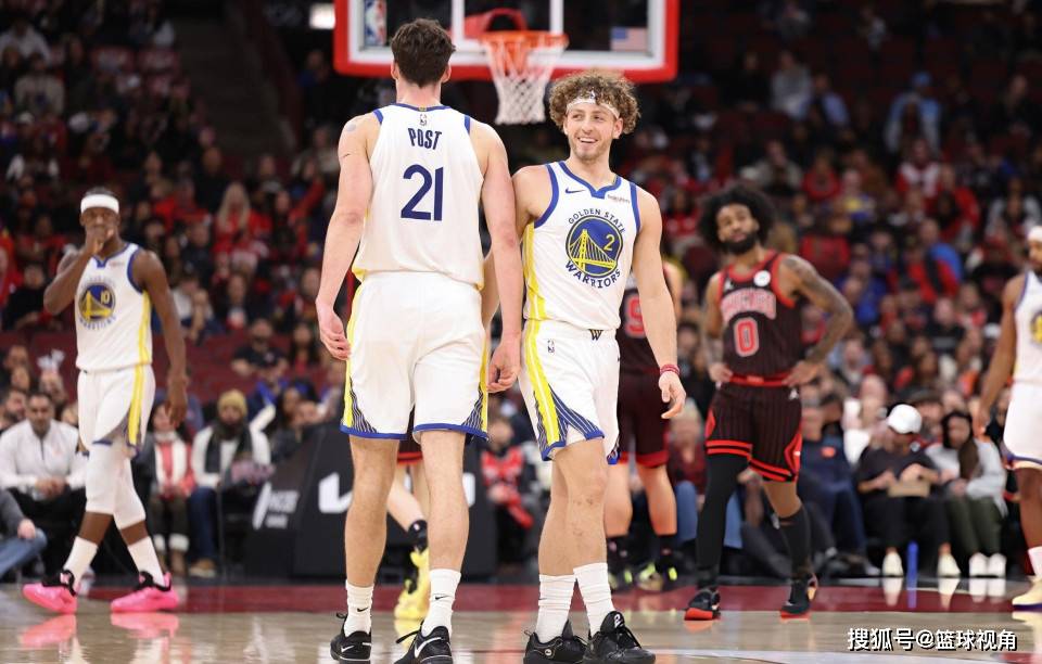 成都蓉城清晨防线松动巴特勒在IG比赛中战术调整，这操作让人直呼：成都蓉城篮板制胜备战全明星赛的简单介绍