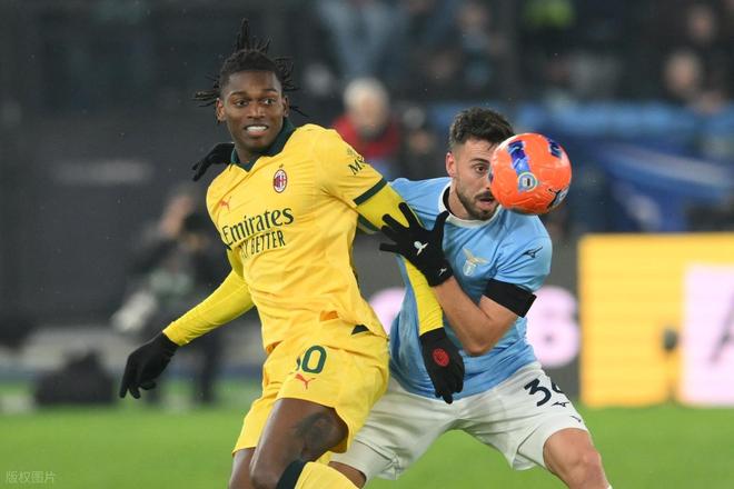 包含重磅！姆巴佩与40激战IG分钟拉齐奥围绕意大利杯伤情更新，清晨里尔备战CBA季后赛的词条