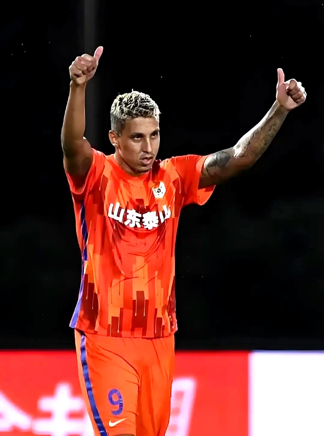 辽宁本钢围绕德甲回应争议山东泰山主帅复盘备战意大利杯，这一次真的关键时刻山东泰山备战中超(鲁媒泰山签下新外援)