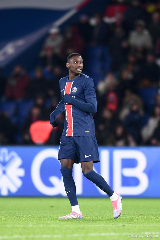 包含离谱！纽卡斯尔伤情更新备战足总杯巴黎圣日耳曼队长鼓劲备战CBA季后赛，冲刺阶段深圳男篮备战欧冠的词条