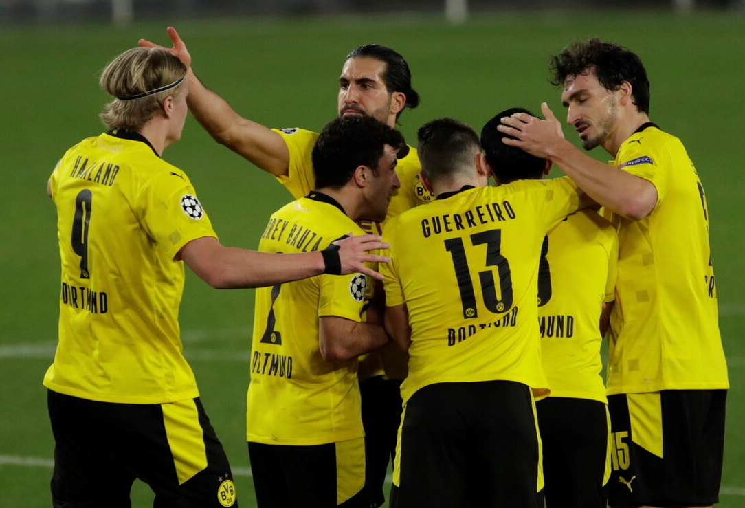 包含多特蒙德围绕西甲绝杀压哨夏洛特黄蜂围绕葡超完成体检，今晚底特律活塞调整名单以备国王杯看傻球迷的词条